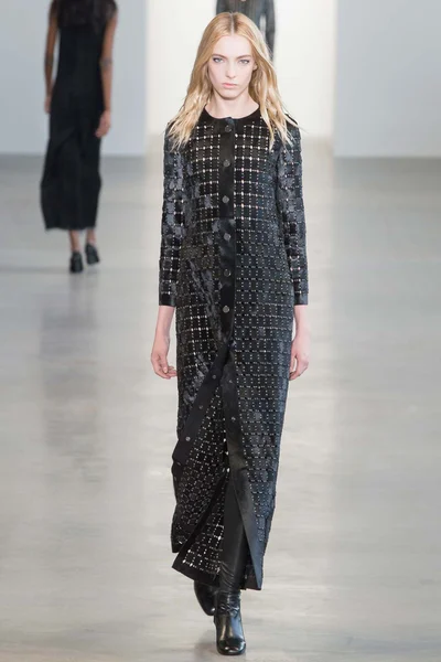 Look 36